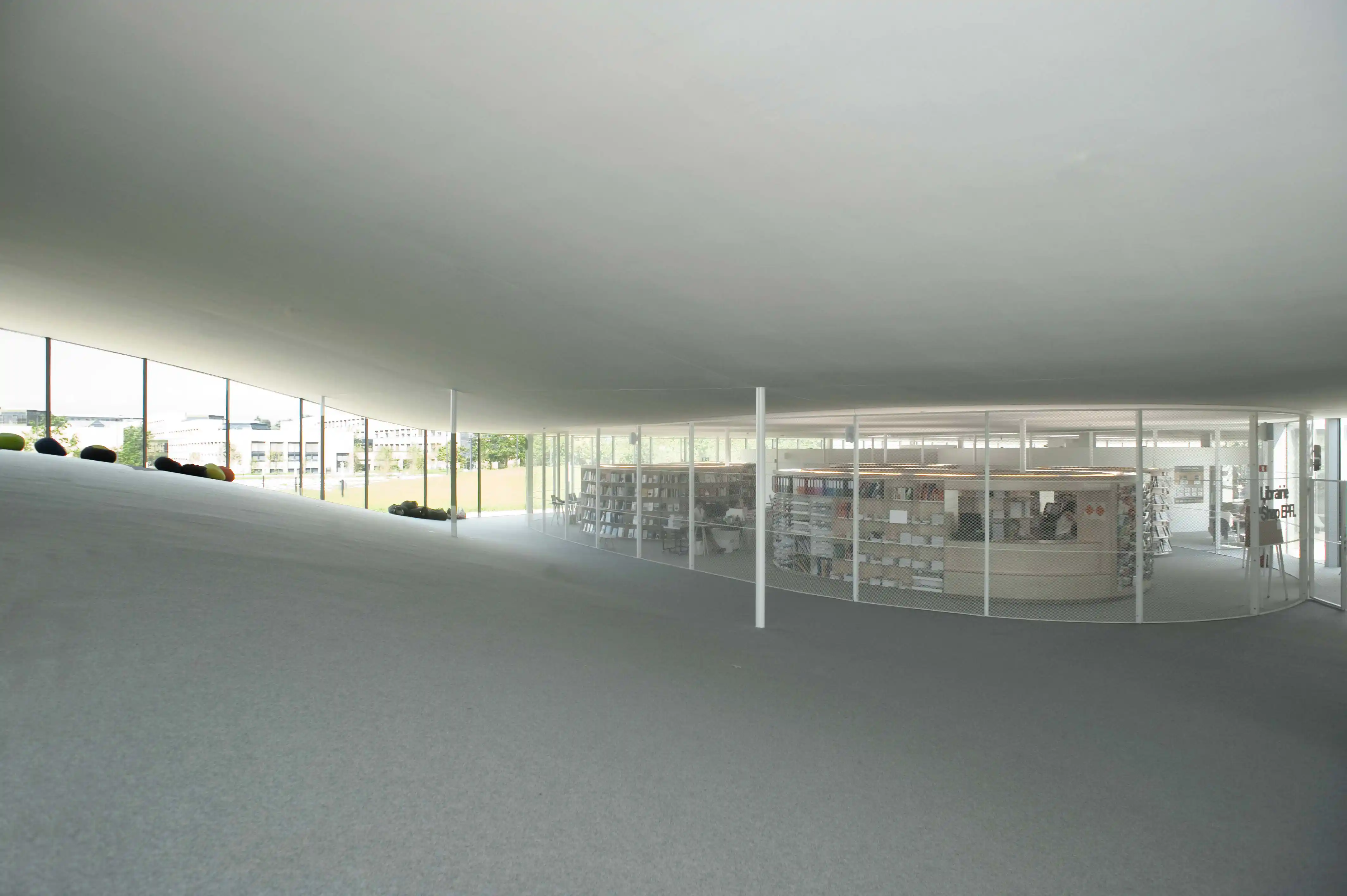 Rolex Learning Center
