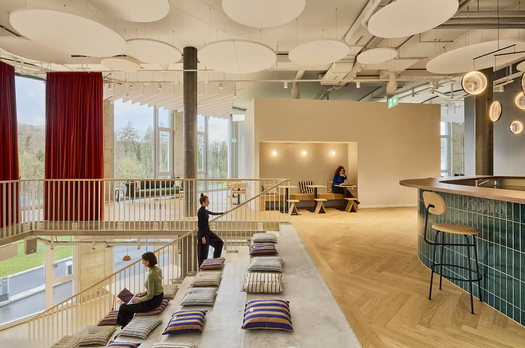 QoQa Headquarters by Studio Banana