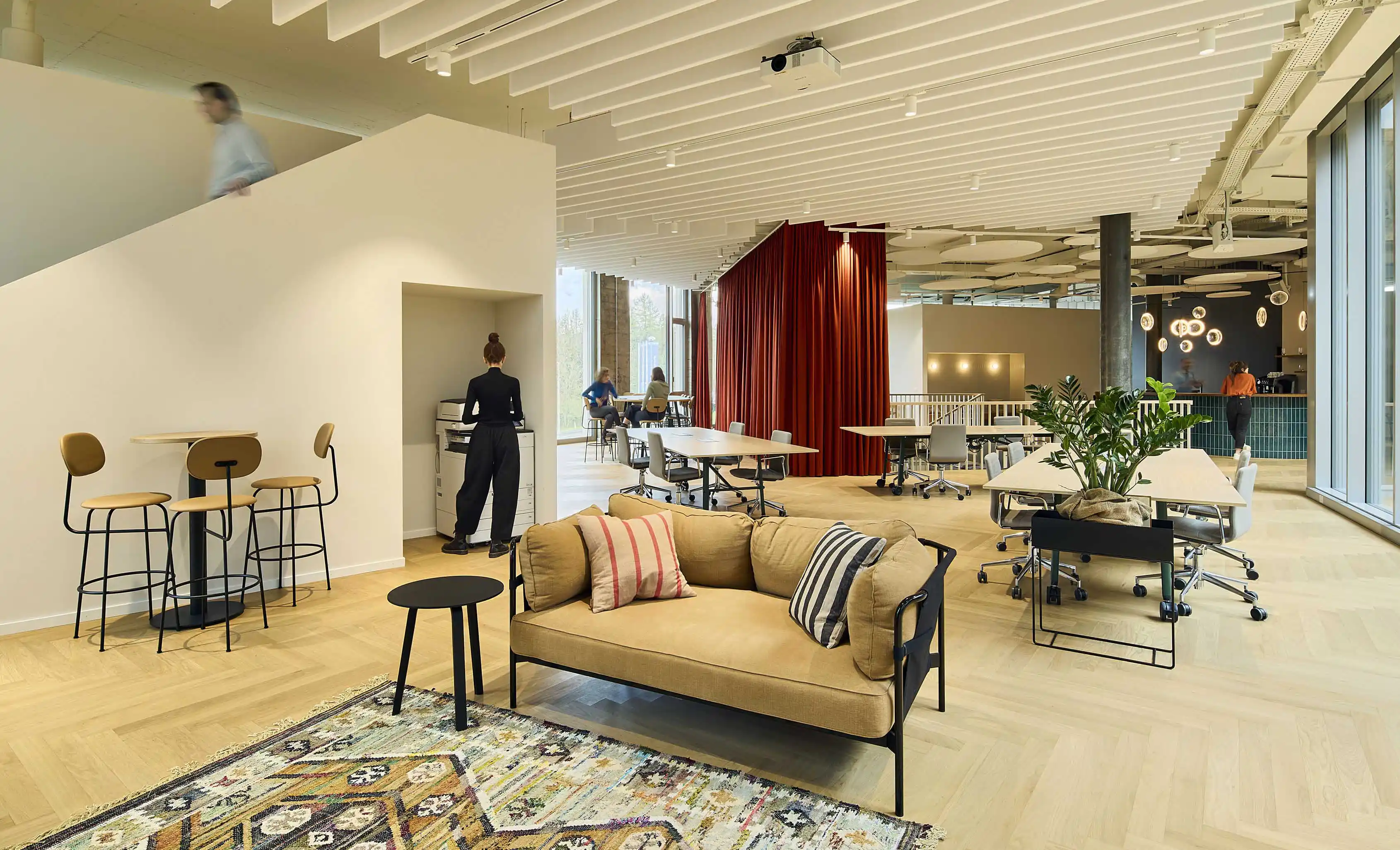 QoQa Headquarters by Studio Banana