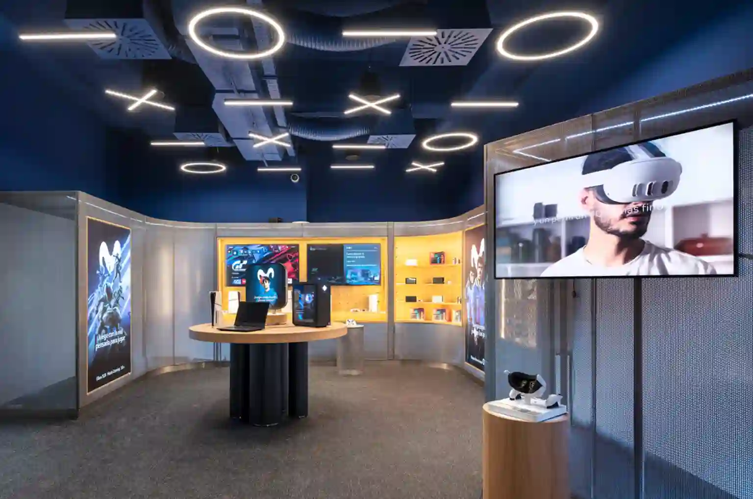 Espacio Movistar Flagship in Madrid by Studio Banana